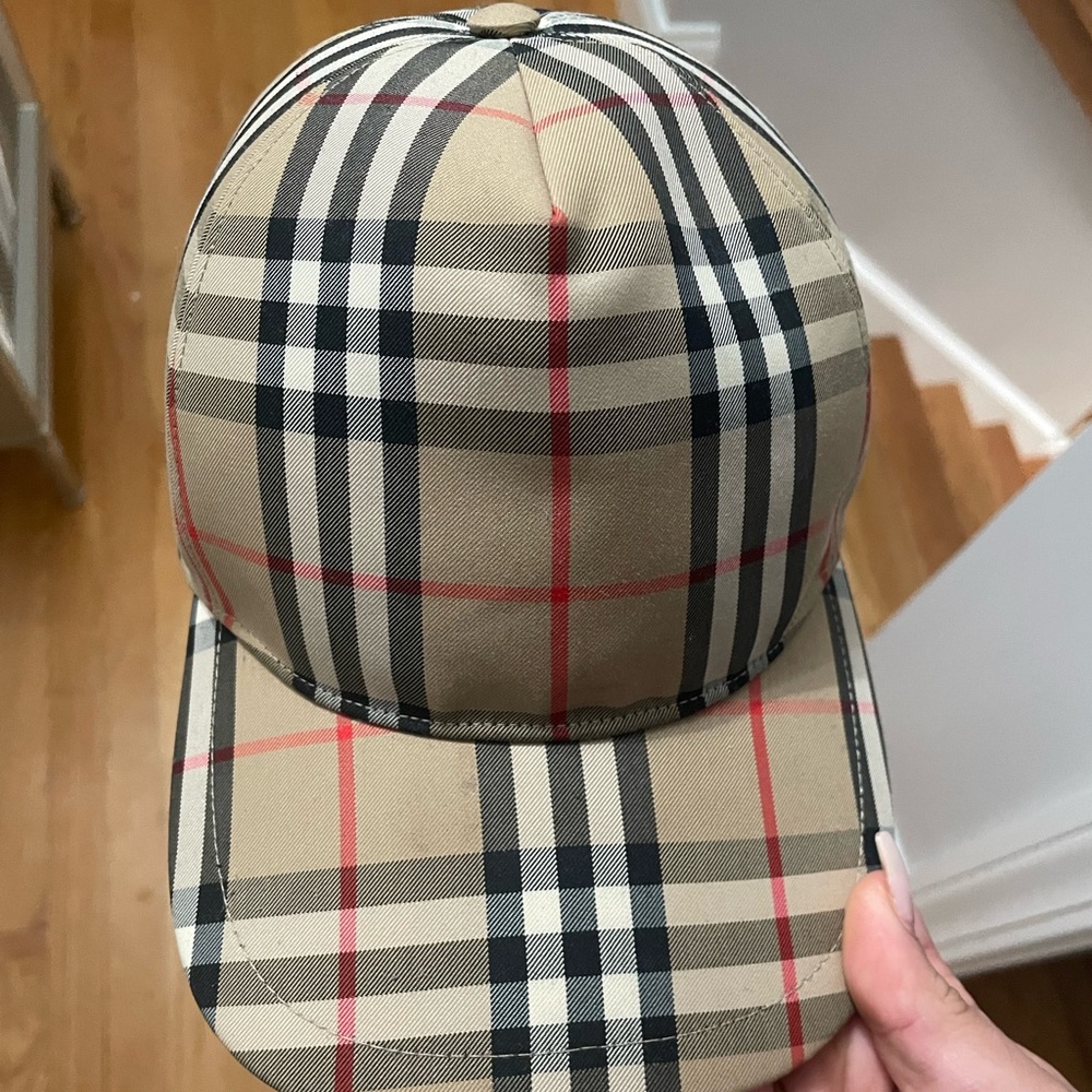 Burberry baseball cap